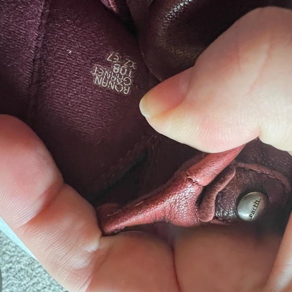 Earth Women's Size 10 B Ronan Garnet Oxblood Red Leather Ankle Booties Boots Zip - Picture 5 of 5